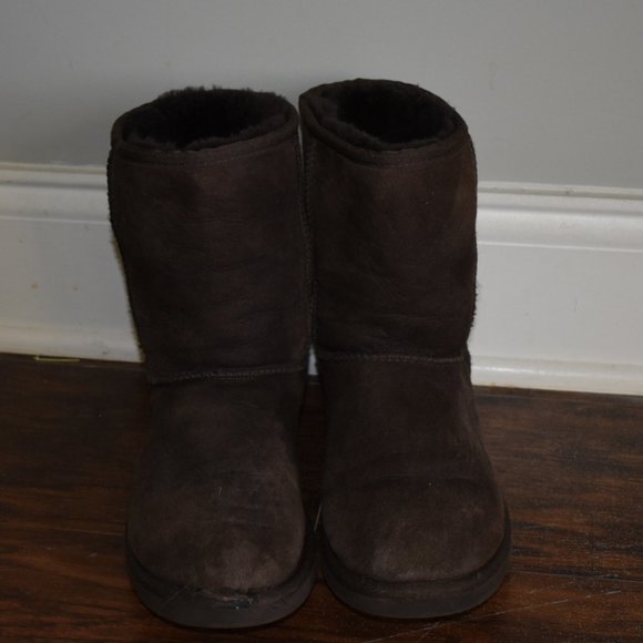 Brown UGGs, size 7, women’s - Picture 3 of 5
